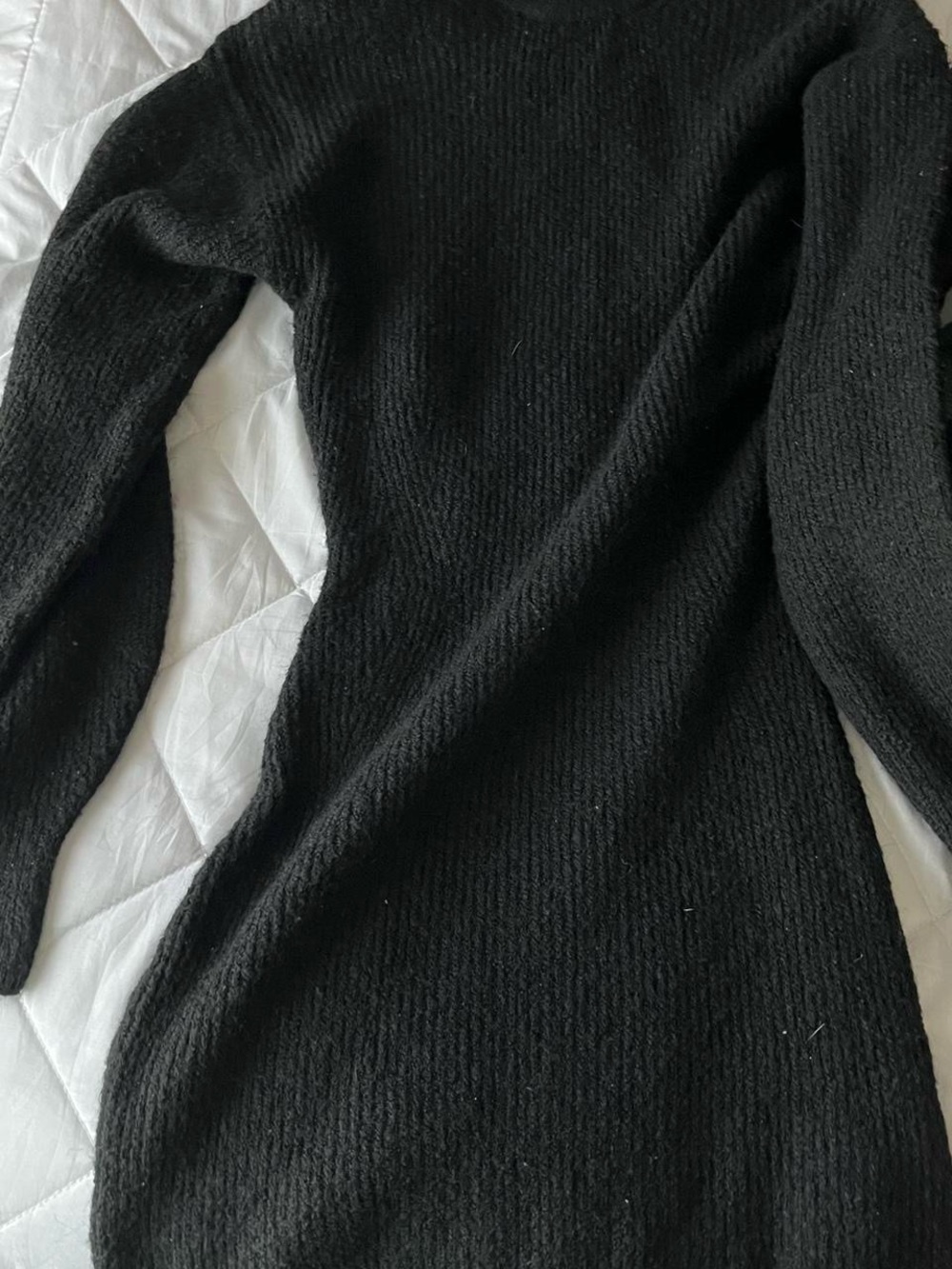 H&M Black Long-Sleeve Sweater Dress
